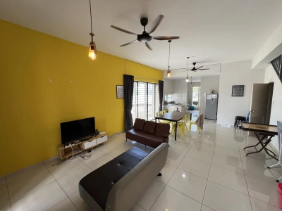 3 STOREY JALAN SRI MAWAR KAYU ARA BANDAR UTAMA, Actual, Renovated