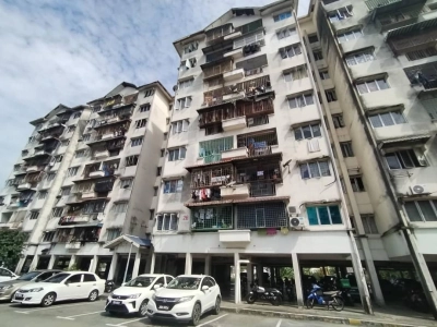 Taman Bunga Negara @ Seksyen 27 , Shah Alam - Block 26 8th floor - Ready 15/3