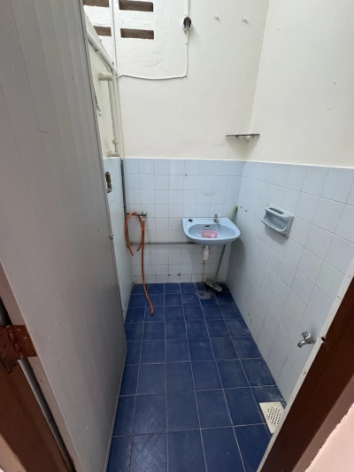 Corner lot Single Storey Link House Ampang Jaya
