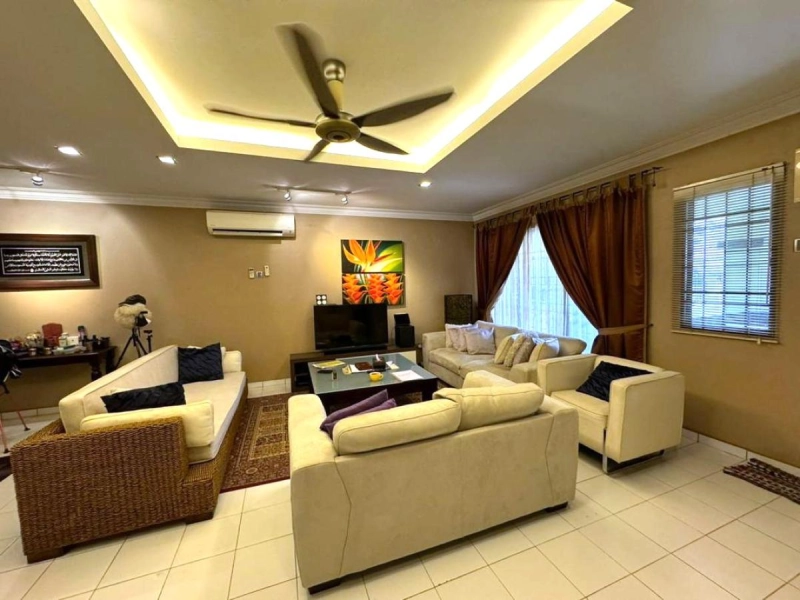 2 STOREY TAMAN NUSA SUBANG, Actual, FULLY RENO & EXTEND, Low Deposit
