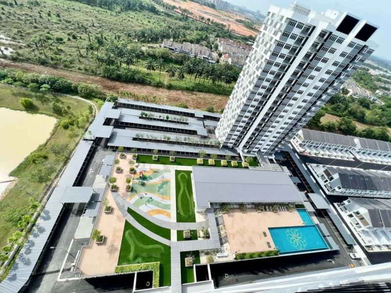 Modern High-Floor Condo at Camellia Residence, Seri Austin – Fully Furnished Elegance