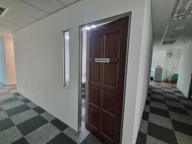 Office Suite 2 RM1220 - The Landmark Office @ Bandar Bukit Tinggi, Klang - Ready unit