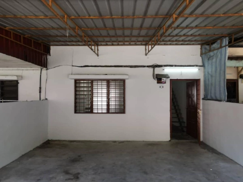 2 Storey House - Taman Tasik Semenyih -Ready 15/4