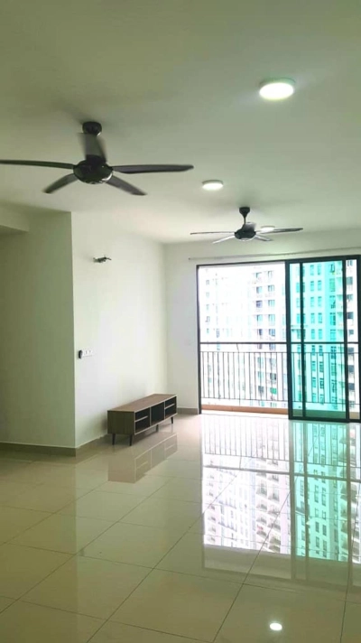 THE HENGE CONDO KEPONG, Actual, Facing POOL VIEW, RENO, LOW Deposit
