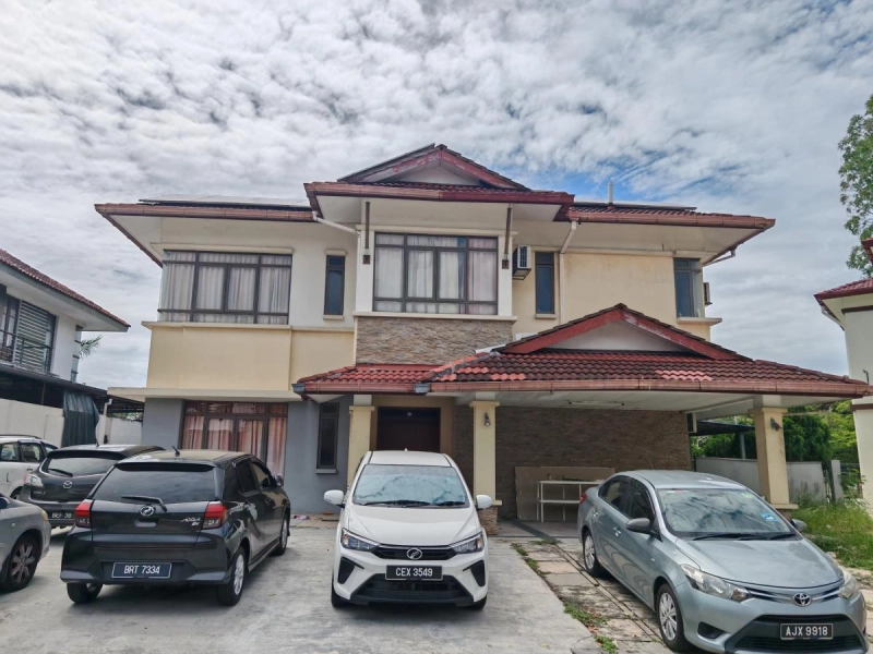 Room 2 RM650 @ Glenmarie Cove, Port Klang - Ready unit