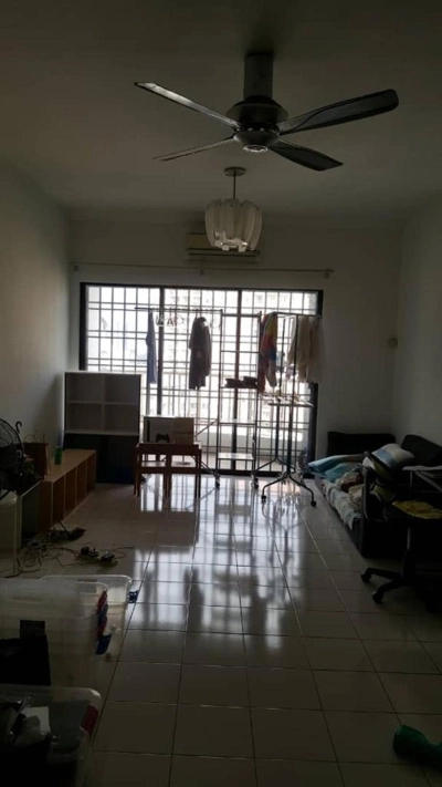 SRI PUTRAMAS 1 CONDO JALAN KUCHING, Actual, RENOVATED, Low Deposit