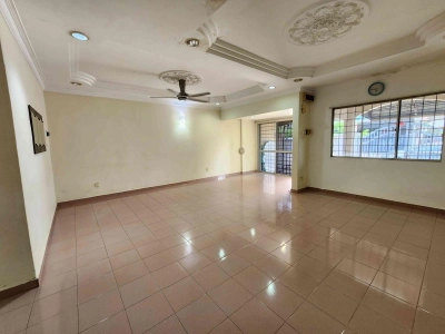 1 STOREY SD 11 BANDAR SRI DAMANSARA, Actual, END LOT, Kitchen Fully Extended