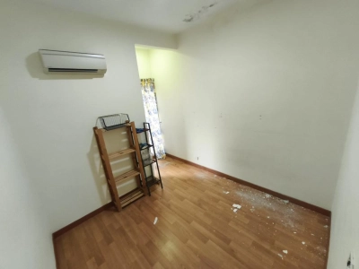 3 STOREY PERDANA RESIDENCE 2 SELAYANG, Actual, Renovated, CORNER LOT, Low Deposit