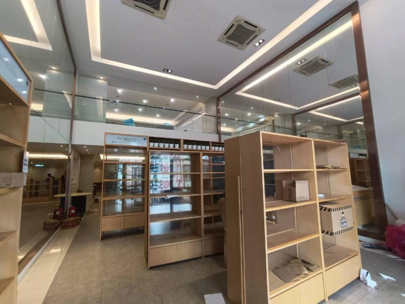 3.5 STOREY SHOP KIPARK BUSINESS PARK TAMAN WAHYU, 2 x Unit For Sales