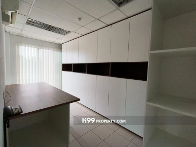 2.5 Storey BUNGALOW Warehouse TSI BUSINESS INDUSTRIAL PARK Kepong, Move In Ready