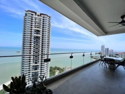 One Tanjong Luxury Condo - Sea View at Tanjnung Bungah