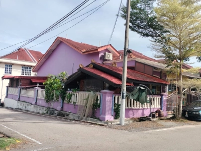 TANGKAK JOHOR || RUMAH TERES SETINGKAT || END LOT || RENOVATED || BUMI LOT || FREEHOLD || RM470,000 || (*sp119-1125)