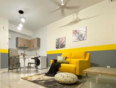 1 bedroom and private bathroom @Royal Strand @ Country Garden Danga Bay