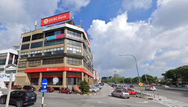 3 STOREY SHOP USJ 10 TAIPAN SUBANG JAYA, CORNER Lot, PREMIER Location, Low Deposit