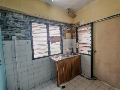 Damai Apartment @ Bandar Sunway, PJS 8, Petaling Jaya - near LRT -Sale below bank value Rm30k