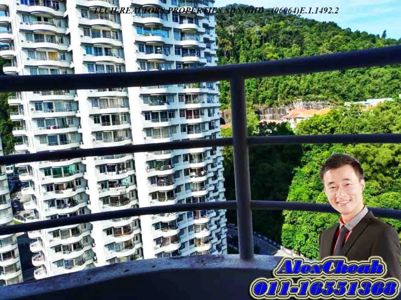Twin Tower Tanjung Bungah