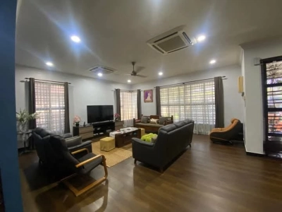 BANDAR SERI PUTRA PUTRA HILL BUNGALOW