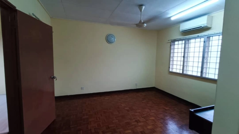 1.5 Storey Link House Terrace USJ 11 Subang Jaya Freehold