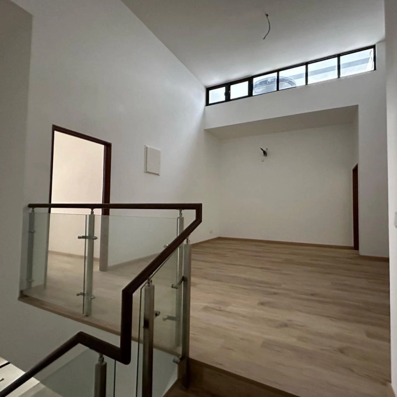 Perling 2Storey SemiD Corner 4Rooms 6Baths Unit For Sale