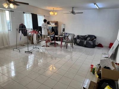 PUNCAK DAMANSARA CONDO BANDAR UTAMA, Actual, CORNER LOT, Low Deposit