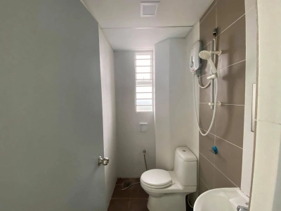 m3 residency taman lrt neare lrt taman melati for rent 4 bedroom