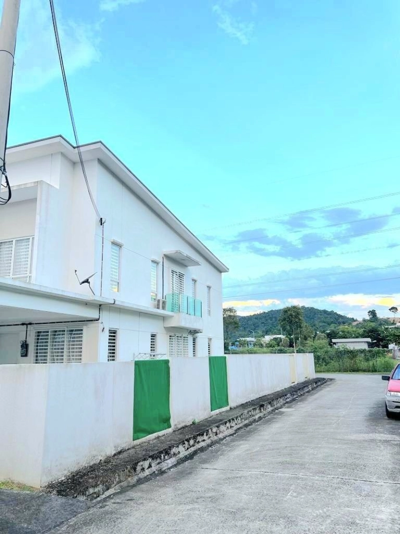 Bandar Sri Sendayan,  2 Storey Terrace House, Suriaman 2A Negeri Sembilan [End Lot with Extra Land]