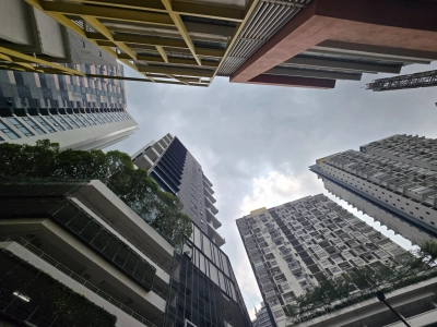 Be Seen Be Remembered Be Landmark 240000sf office building for sale