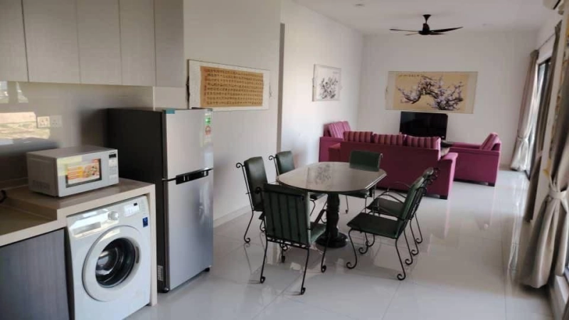 FOR RENT: Fully Furnished High-Floor 3-Bedroom Corner Unit with Sea View @ Kings Bay, Country Garden Danga Bay!