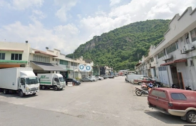 FACTORY 1.5 STY, Jalan TIB (Taman Industri Bolton) 68100 Batu Caves, Selangor