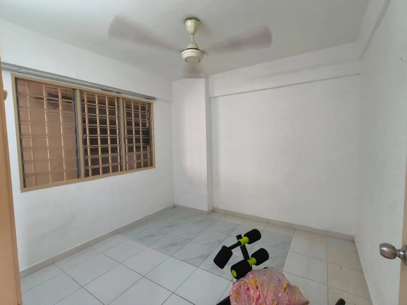 SEROJA APARTMENT KEPONG, Actual, Reno, END LOT, 100%Loan, Low BOOKING