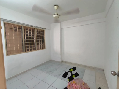 SEROJA APARTMENT KEPONG, Actual, Reno, END LOT, 100%Loan, Low BOOKING