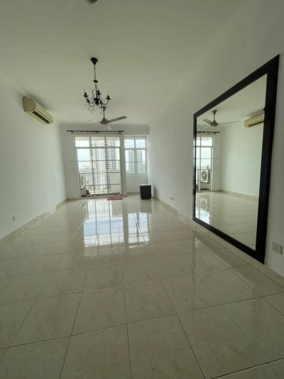 Freehold Corner Unit Apartment Kelana Central, SS6 Kelana Jaya