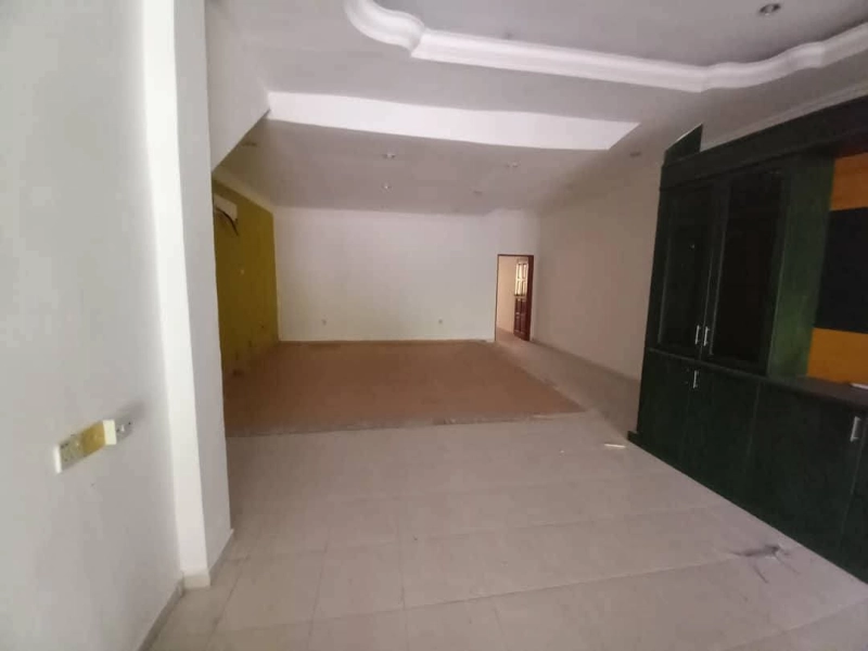 Sri Rapat ShopLot Corner + standard FOR RENT