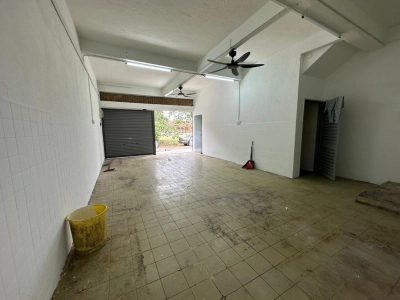 🔥 FOR SALE / 出售 🔥 Double Storey Shoplot 💥 🏢 Taman Bunga Raya, Sungai Petani / 双层店屋