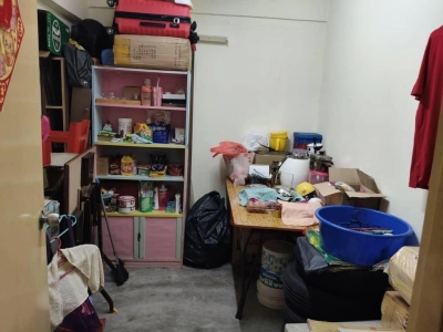 AMAN PUTRA APARTMENT JINJANG UTARA, Actual, Well Keep, RM1k BOOKING