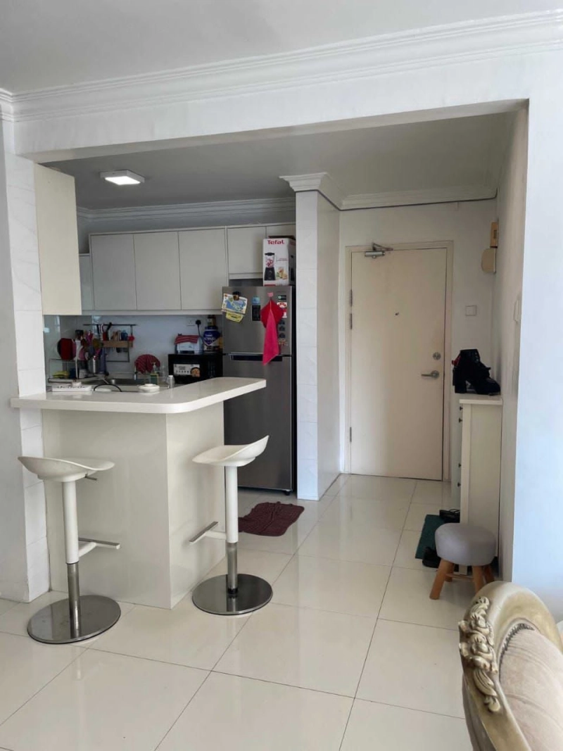 1 bedroom and private bathroom @ M Condominium