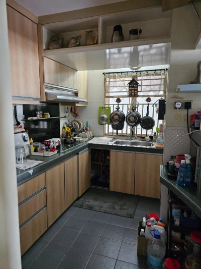 MAGNA VILLE CONDO SELAYANG, Actual, RENO, Facing HIGHWAY, Low Deposit