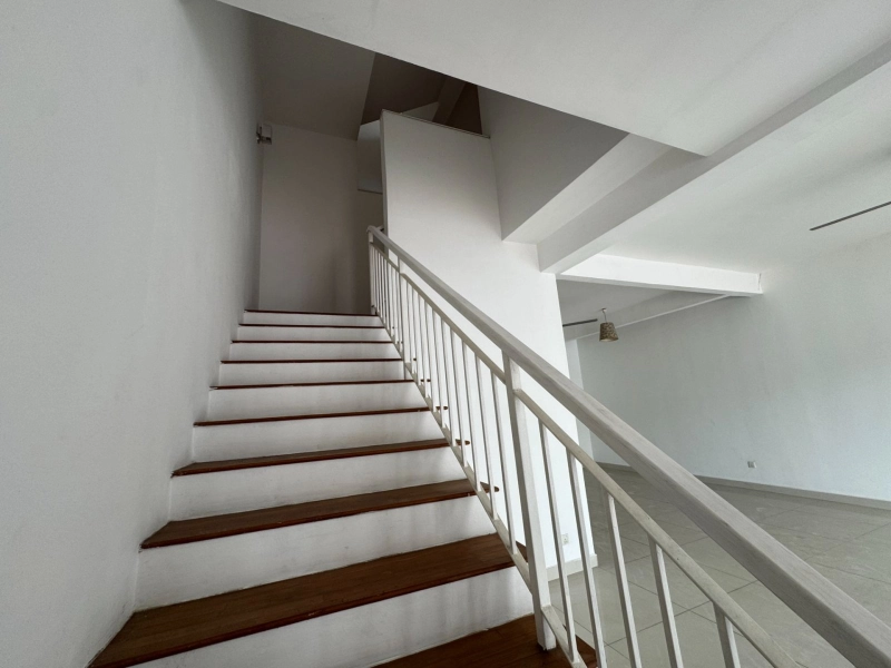 2.5 Storey DAMANSARA SUTERA SPRING Damansara Damai, Actual, Renovated, Low Deposit