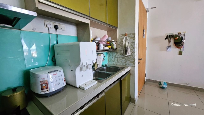 THE SANDERSON CONDOMINIUM TAMAN BUKIT SERDANG SERI KEMBANGAN CONDOMINIUM FOR SALE