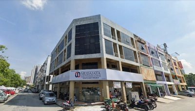 4 STOREY CORNER SHOP KAYU ARA BUSINESS PARK Petaling Jaya, Near LRT 3, Low Deposit