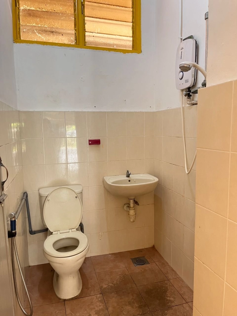 Taman Bukit Maluri, Kepong -1.5sty House