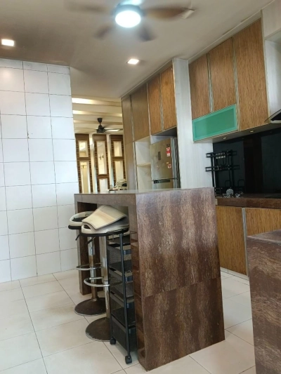 LAKE RESIDENCE TOWNHOUSE PUTRA PERDANA PUCHONG