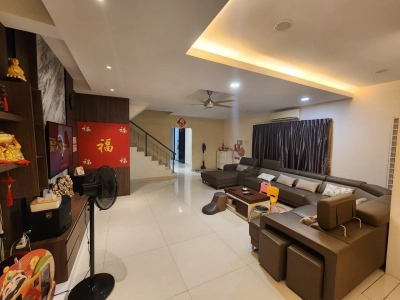 Taman Wangsa Permai, Kepong - 3sty House, CORNER