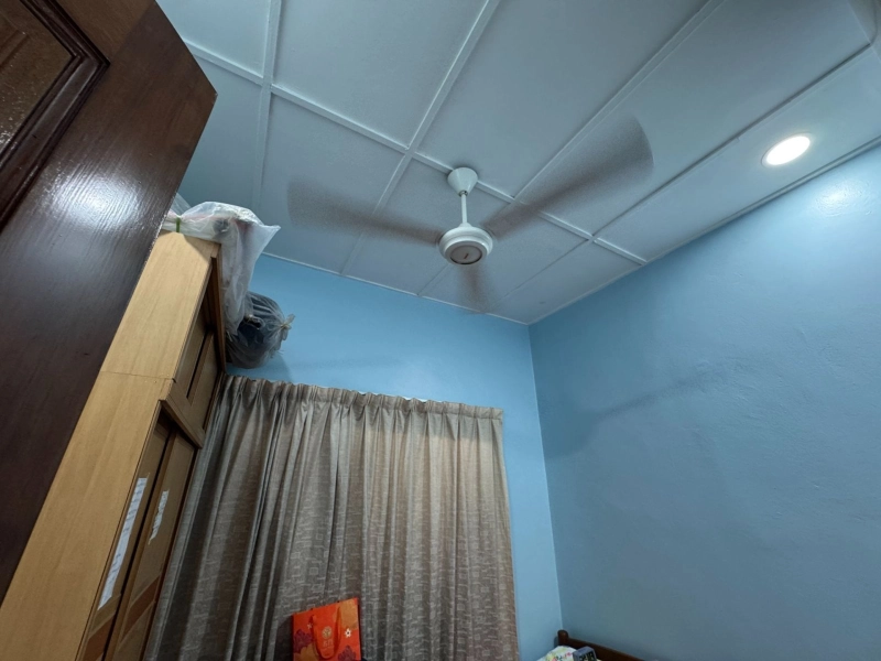 1 Storey SD4 Bandar Sri Damansara, Actual, Freehold, FULLY Extended, Near MRT, Low Deposit