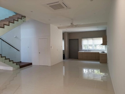 Permai Garden 3 Storey Terrace with extra backyard at Tanjung Bungah