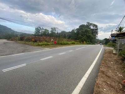 SUNGAI LUI HULU LANGAT TANAH LOT PERNIAGAAN