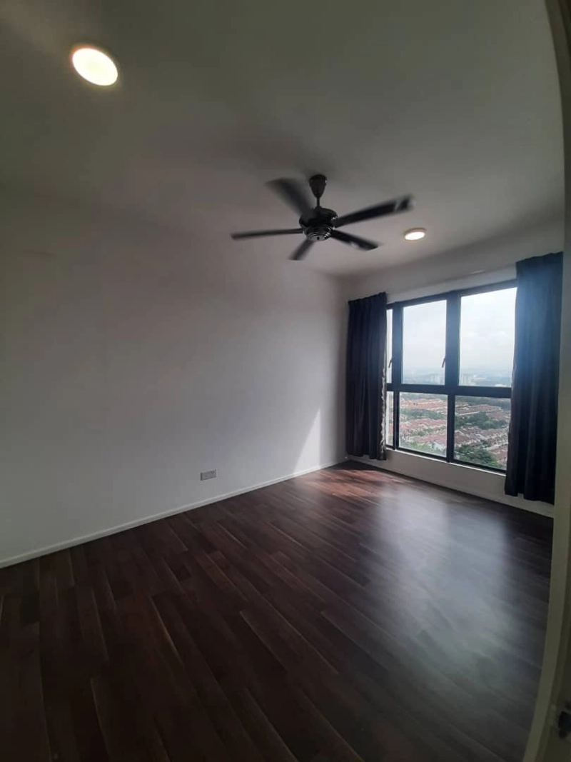 GEO Bukit Rimau Condominium @ Seksyen 32, Shah Alam-Sale below bank value Rm20k