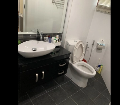Marina Bay Corner Unit