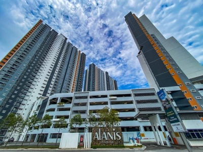FREEHOLD OPEN  2 CAR PARKS Alanis Residence Sepang Selangor Residence @ Kota Warisan, Sepang Selangor