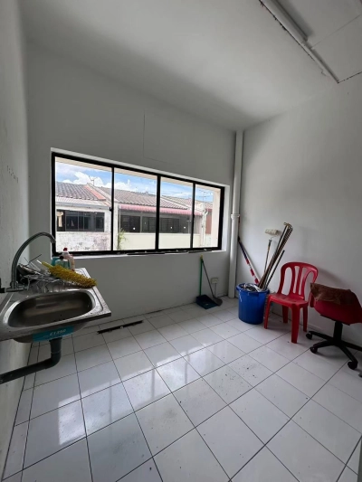 Ipoh Garden 1st Floor Shop For Rent